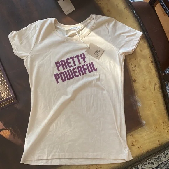 Pretty Powerful Tee - Picture 1 of 7